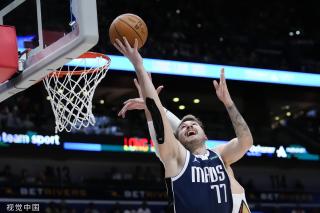 赛场上展现 赛场上展现