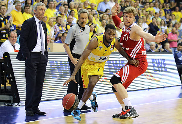 奥维耶多 奥维耶多